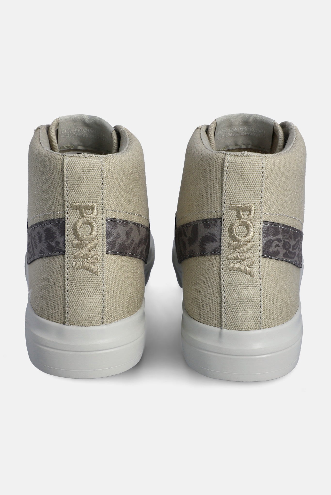 slam dunk sneaker 10